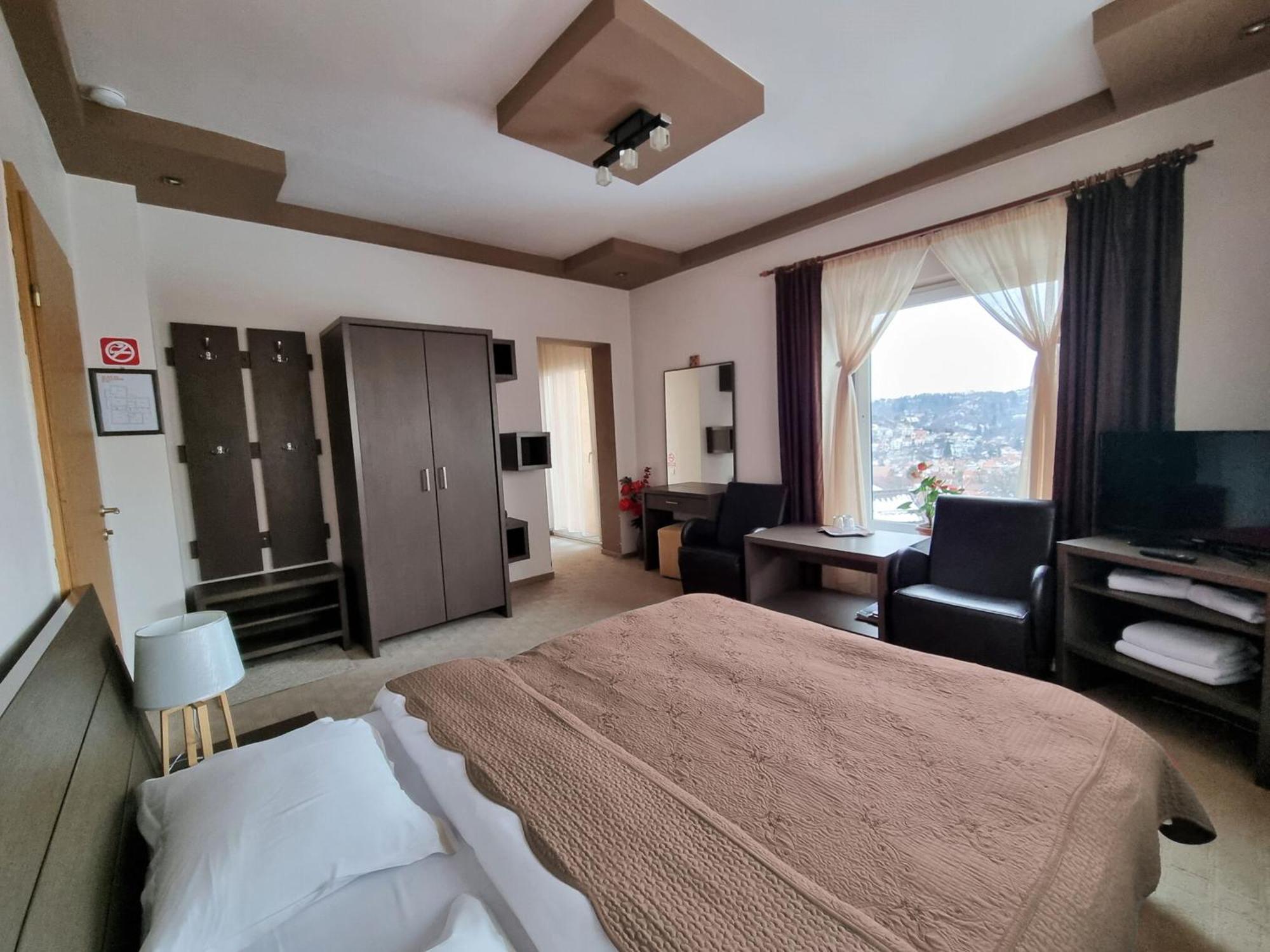 Casa Cristina Hotel Brasov Exterior photo
